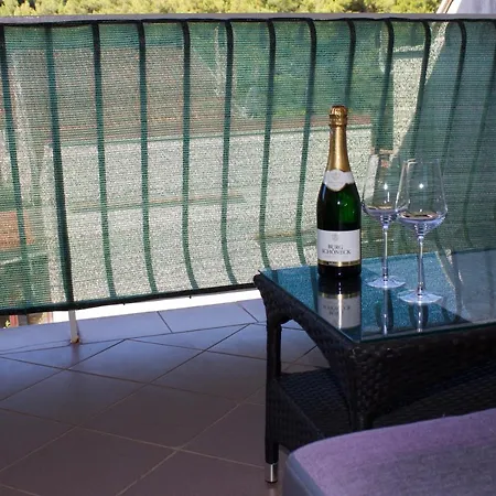 Nega 1 Apartamento *